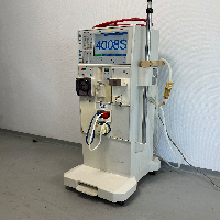 Fresenius Medical Care 4008 S Hemodialysis Machine image 1
